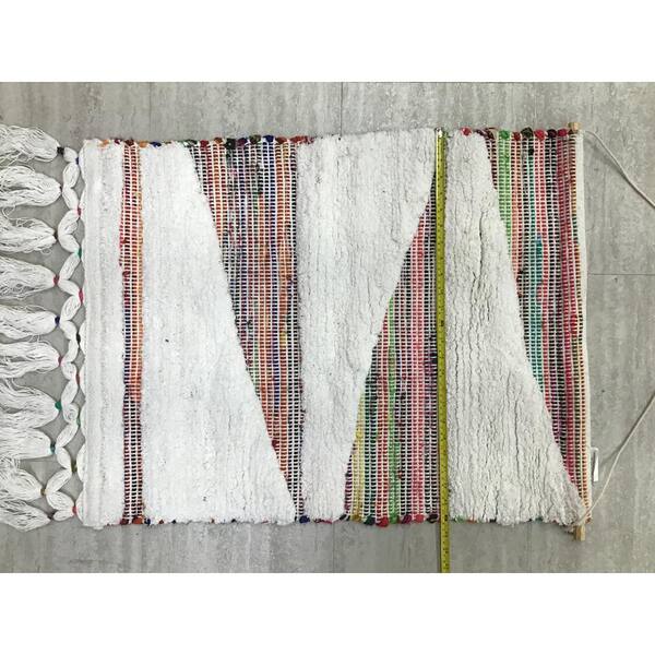 Grey Bohemian Bathroom Rug with Tassels, Boho Mat (23.6 x 35