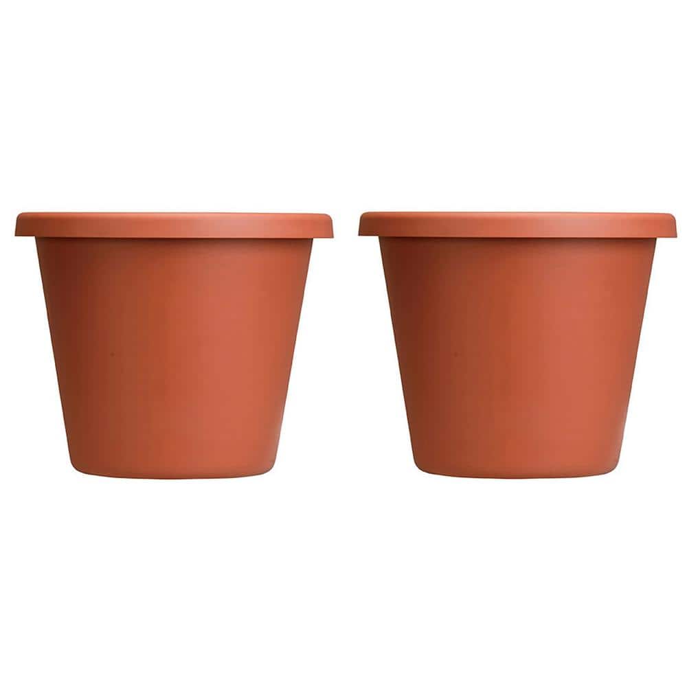24 in. L x 24 in. W x 20 in. H Indoor Plastic Round Classic Pot