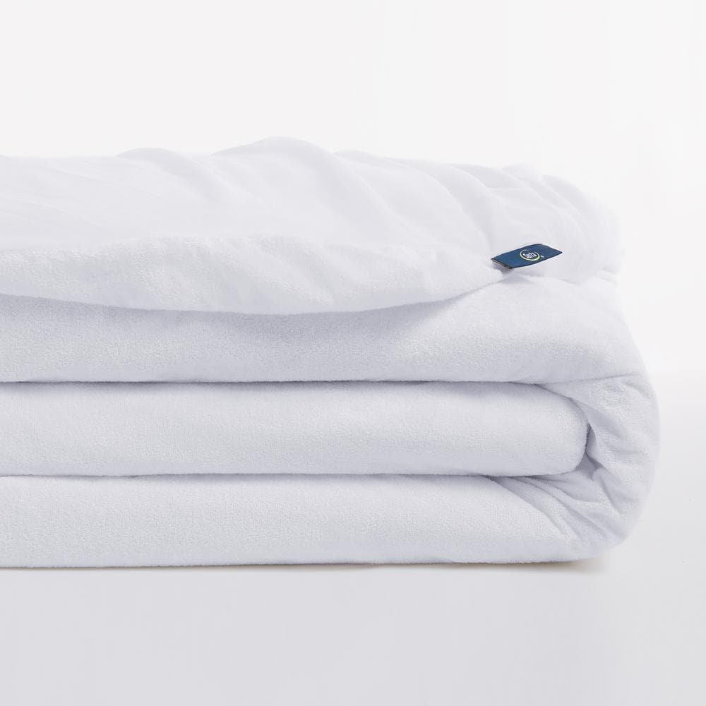 Twin White Bamboo and Polyester Waterproof Mattress Protector