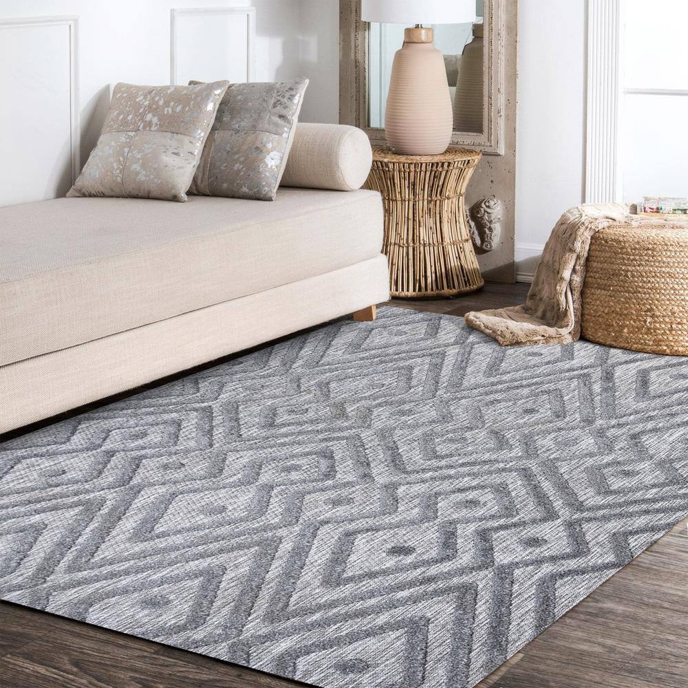 Modern Vintage Moroccan Diamond 8' x 10' Dark Gray Indoor/Outdoor Rug