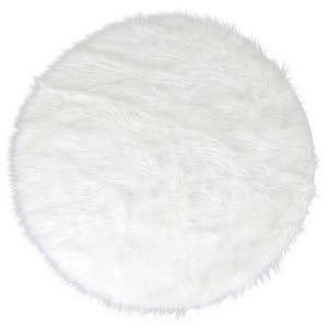 Alair White Round Faux Fur 5 ft. W Area Rug