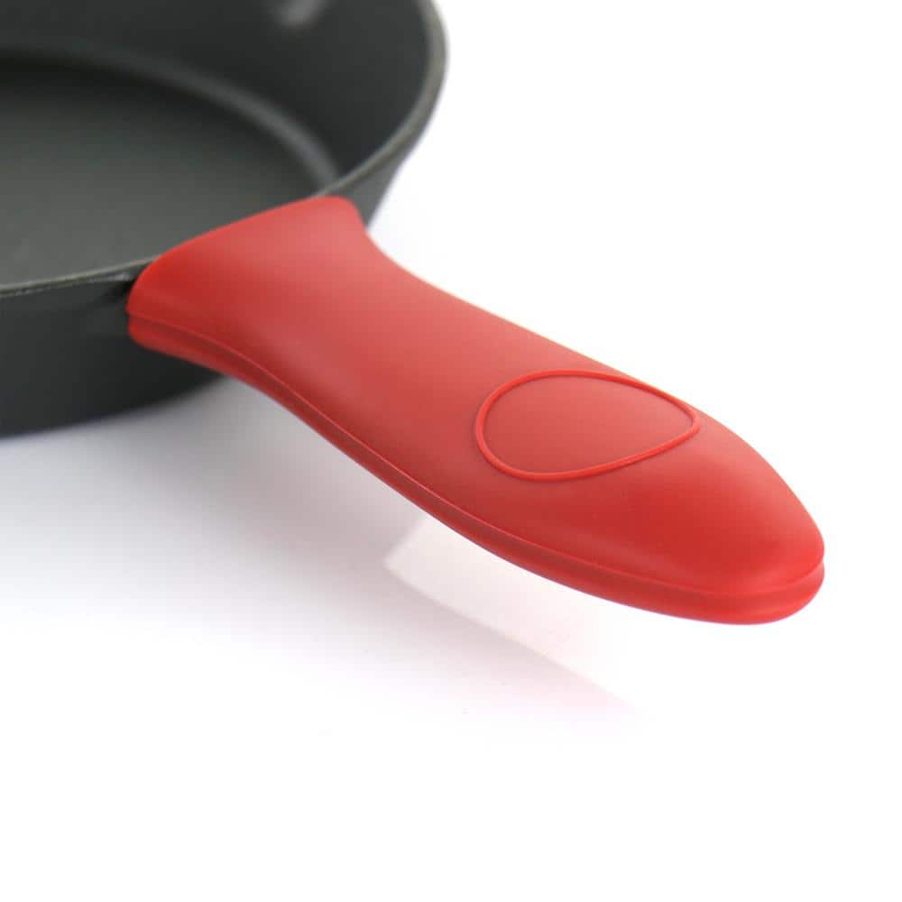 Pre-Seasoned 6 Piece Cast Iron Skillet Set with Lids and Red Silicone Holders