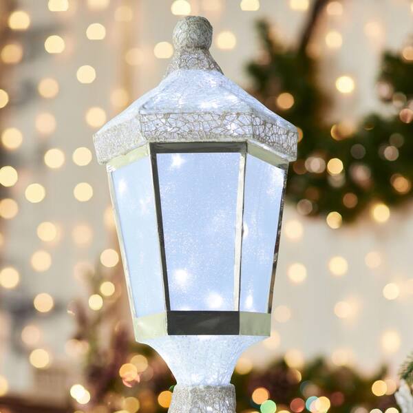 Gutierrez 6' Lamppost LED Lighted Outdoor Display Christmas Decoration