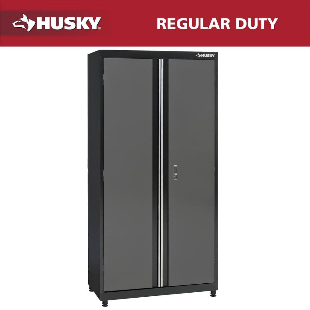 gray-black-husky-free-standing