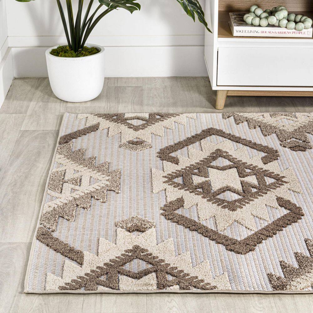 Sumak High-Low Pile Brown/Ivory Geometric Indoor/Outdoor Area Rug