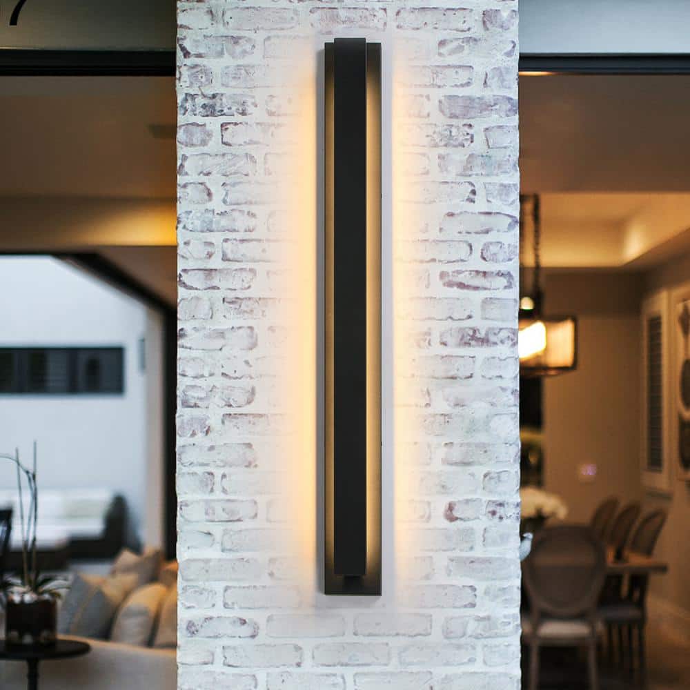 35-Inch Black Metal Linear Dimmable LED Wall Sconce
