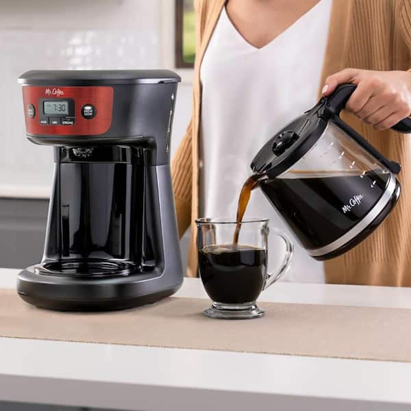https://images.thdstatic.com/productImages/b66a81f6-785c-42ea-a939-494a41e696f5/svn/red-mr-coffee-drip-coffee-makers-985120183m-31_600.jpg