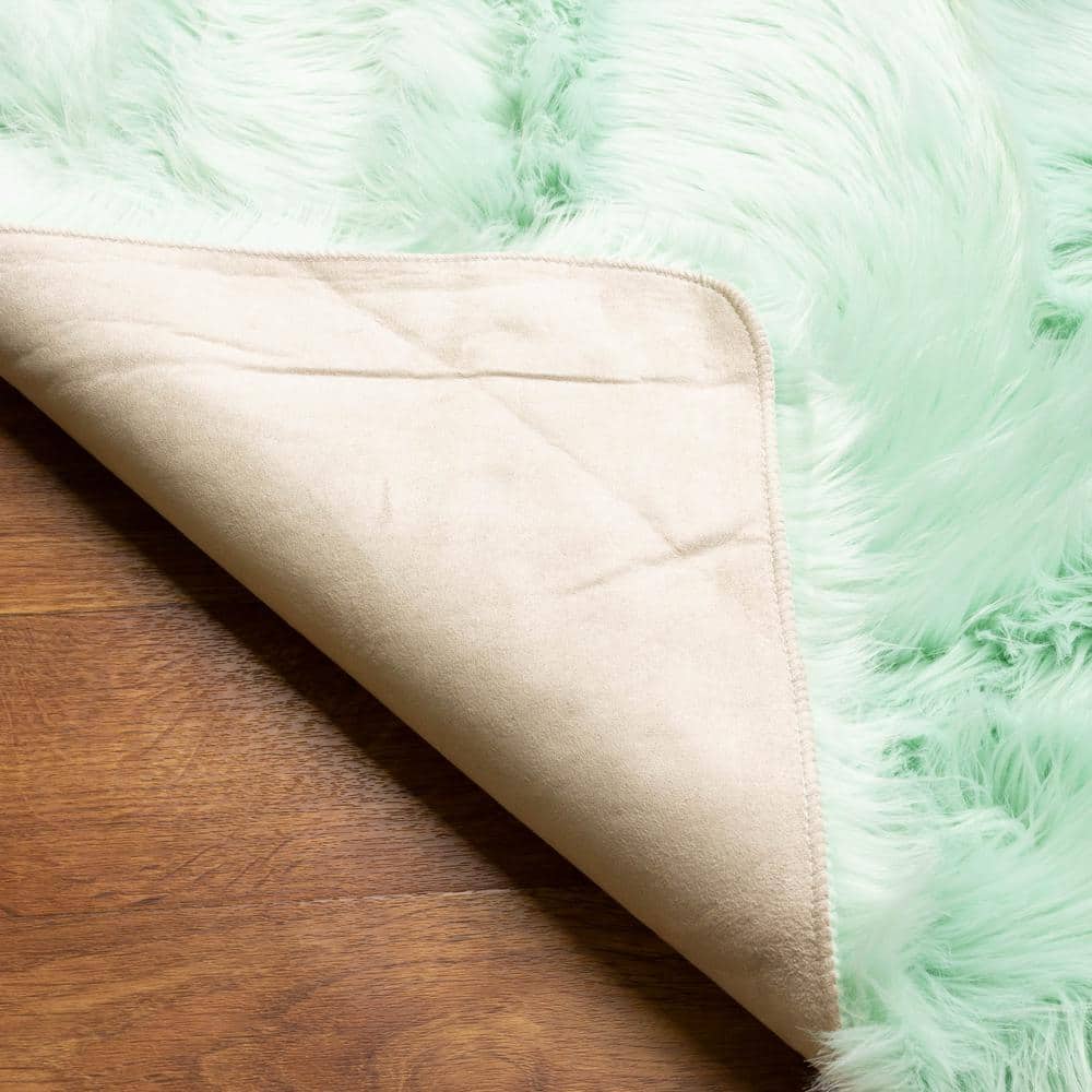 Mint Green Faux Fur Shag Rug - 5' x 7'
