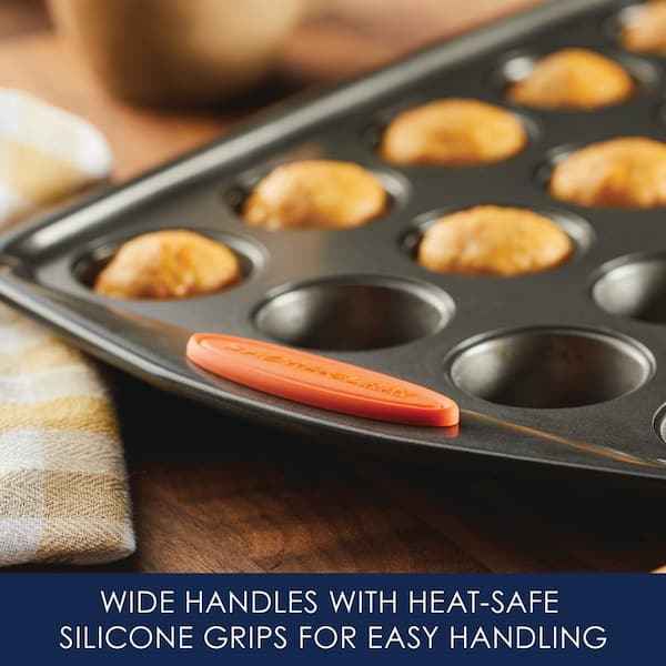 Oven Lovin' Mini Cupcake Pan Oven Lovin' Mini Cupcake Pan