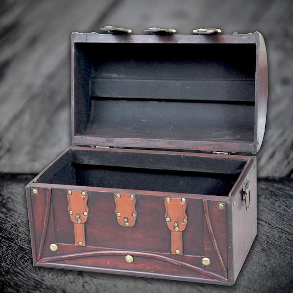 Vintiquewise Pirate Treasure Chest with Leather x