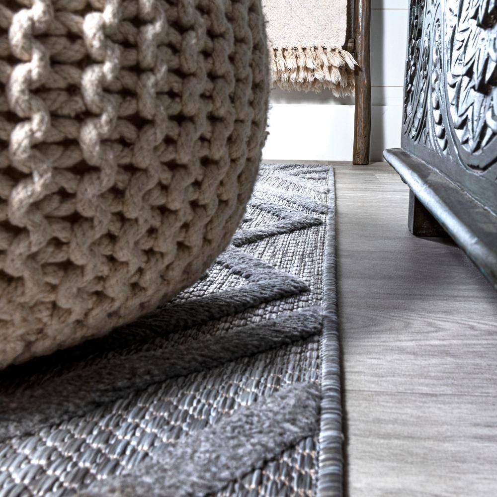 Handwoven Light Gray Moroccan Geometric 5' Square Area Rug