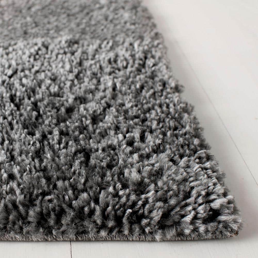 Elysian Gray 47" Round Synthetic Shag Area Rug
