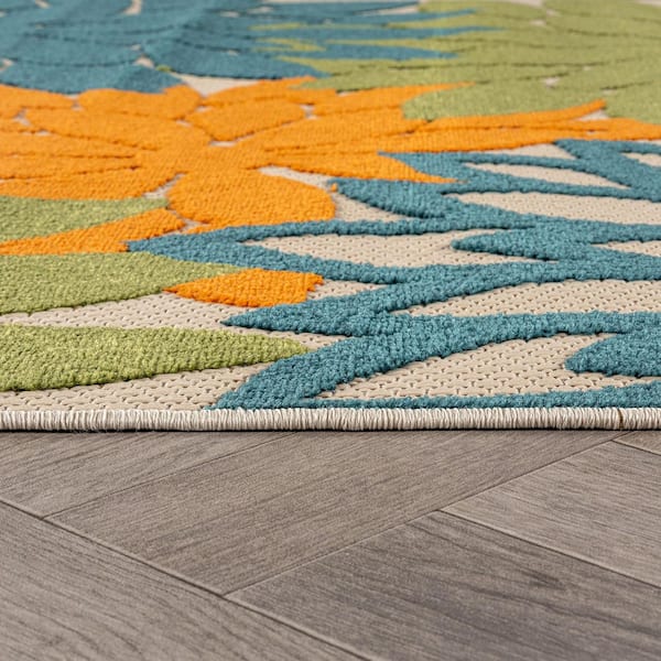 Floral Design Indoor/Outdoor High-Low Textured Area Rug, Floral, Easy-Clean Patio Rug 6 ft. x 9 ft. Multi