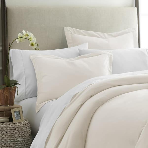 Becky Cameron Performance 2-Piece Ivory Standard Pillow Sham Set