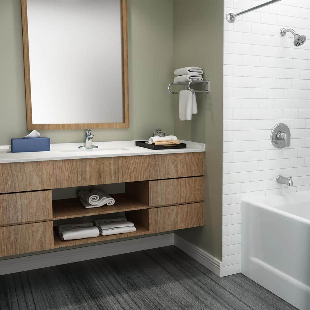 Colony Pro Single-Handle Polished Chrome Bathroom Faucet
