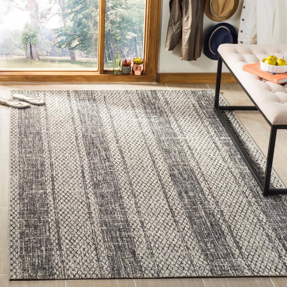 Courtyard CY8736 Power Loomed Indoor and Outdoor Area Rug - Light Grey/Black - 5'3"x7'7" - Safavieh