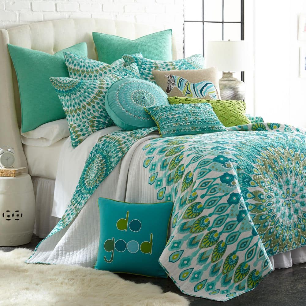 Store Jaipur quilt , solid Turquois green color , Cotton based quilts , beautiful quilts for home and living , plan solid color.