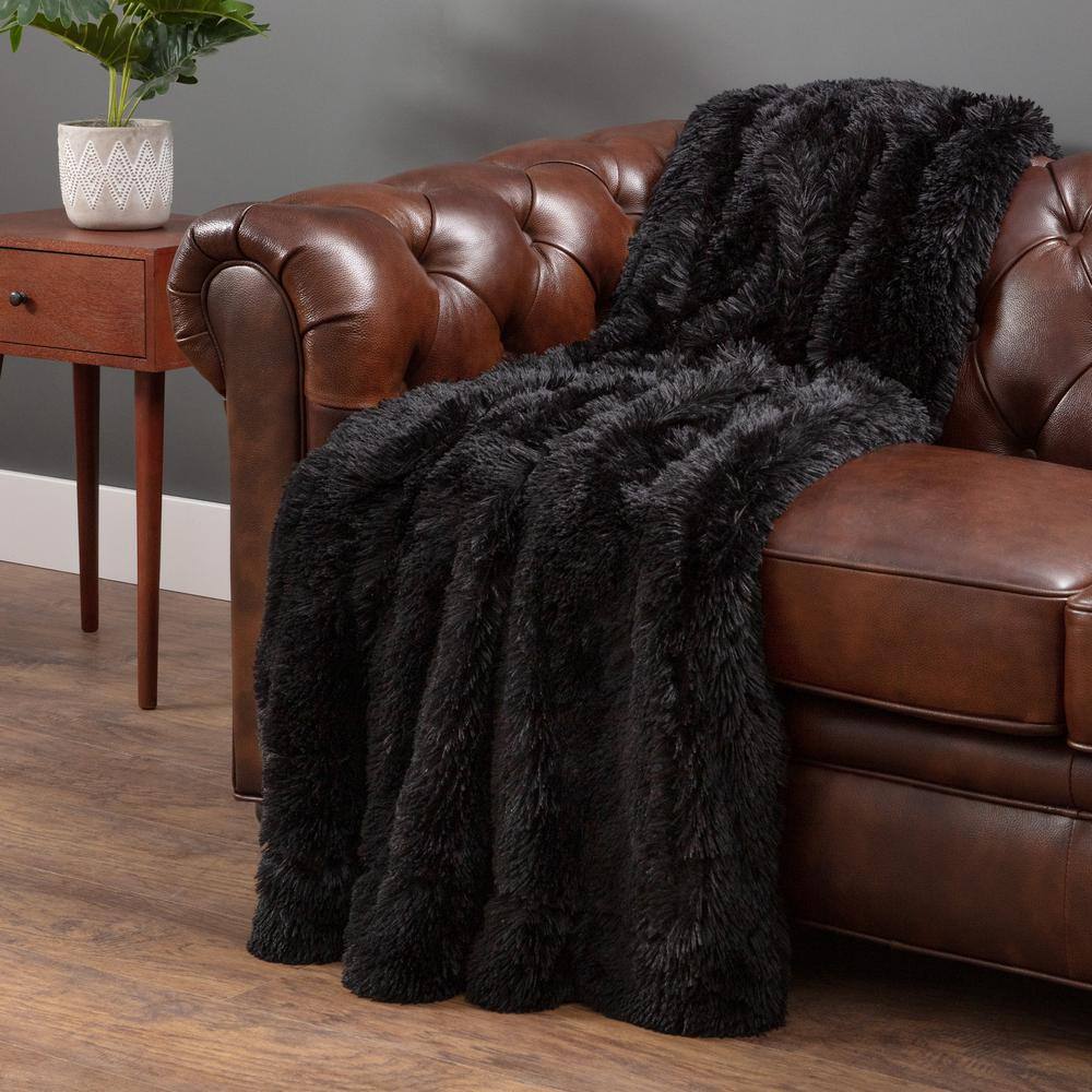 Black Reversible Faux Fur and Sherpa Throw Blanket 50" x 65"