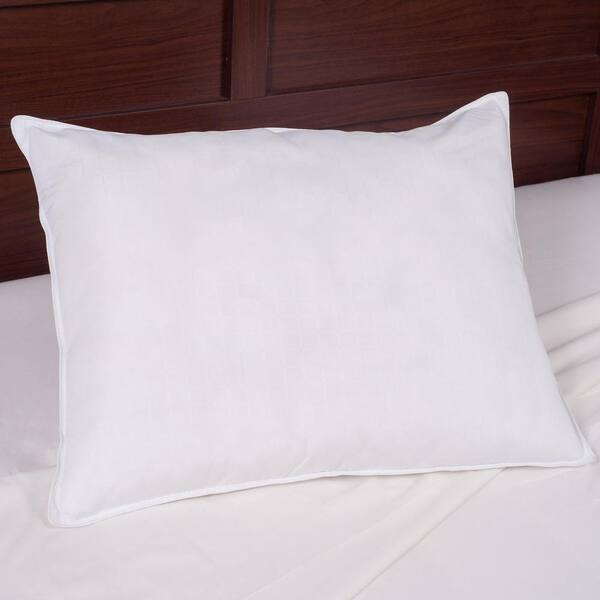 https://images.thdstatic.com/productImages/b6ba15cd-5897-4b30-98bd-1e18fb9e2d34/svn/lavish-home-bed-pillows-64-11-kp-c3_600.jpg