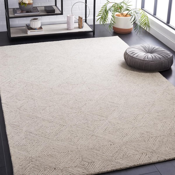 Abstract 10 ft. x 14 ft. Gray/Ivory Diamond Chevron Area Rug