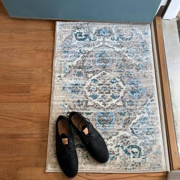 2' X 3' Navy Blue Distressed Floral Scatter Rug