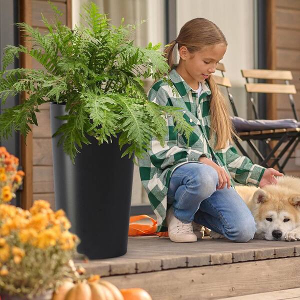 VAMOP Black Plastic Square Planter Box with Matte Finish (12.9 in