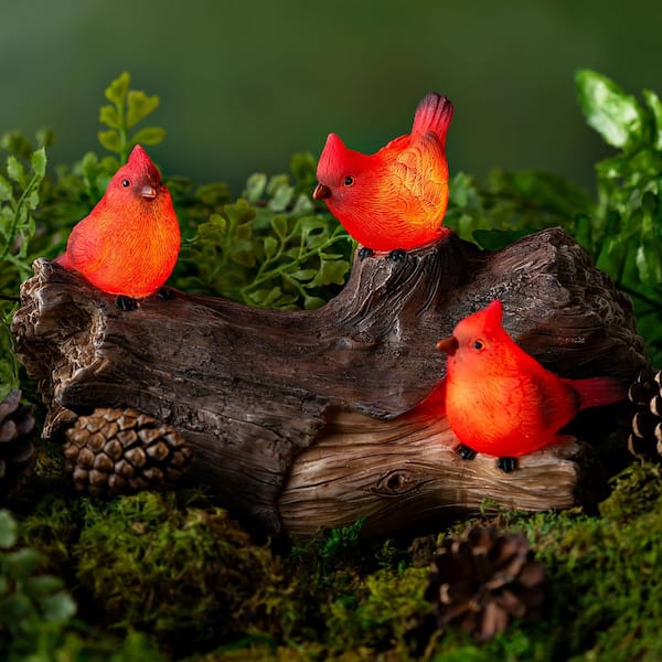 Evergreen 5 in. H Resin Solar Cardinal Family on Wooden Log Garden Statue