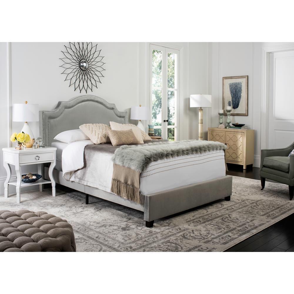 Elegant Pewter Linen Full Platform Bed with Nailhead Trim
