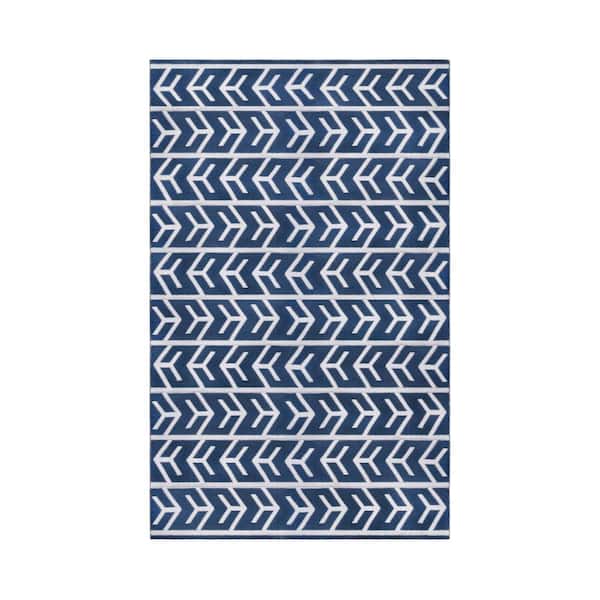 SUPERIOR Walvia Blue 3 ft. 6 in. x 5 ft. 6 in. Southwestern Indoor