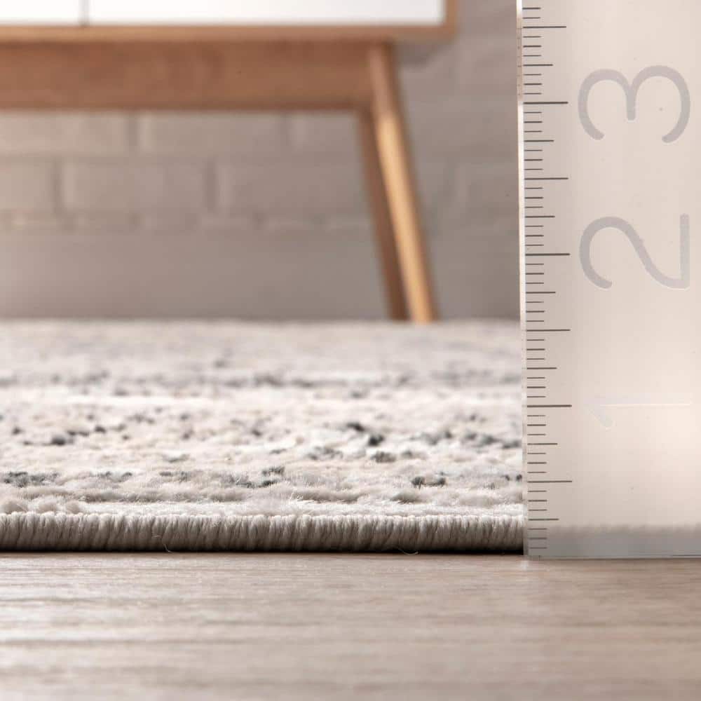 Silver Round Vintage Medallion Synthetic Area Rug