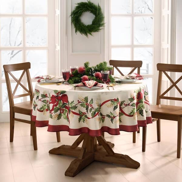 Villeroy & Boch Winter Bows and Garland Tablecloth, Multicolor - 70"W x 70"L Round