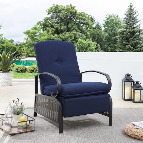Outdoor Recliner Chair Patio Porch Deck Garden Red Cushion Wicker Steel
