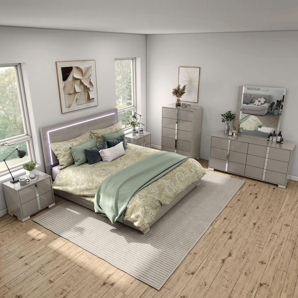 Furniture of America Mesala 6-Piece Light Taupe Wood Frame King Panel Bedroom Set with LED Light on Headboard, Chrome Accents and Legs