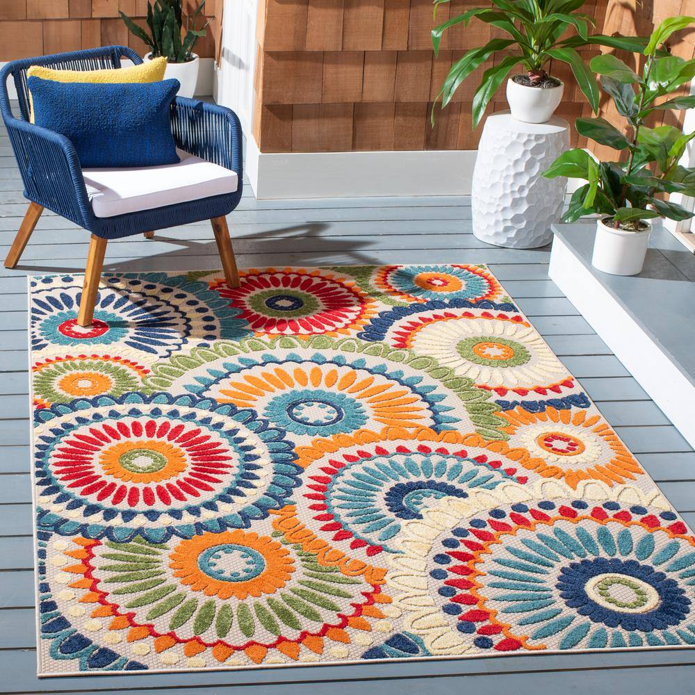 Blue and Ivory Floral Medallion Indoor/Outdoor Area Rug