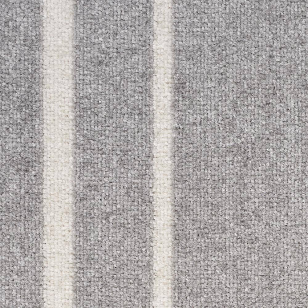 Essentials Grey/Ivory Synthetic 5' x 7' Easy-Care Outdoor Rug