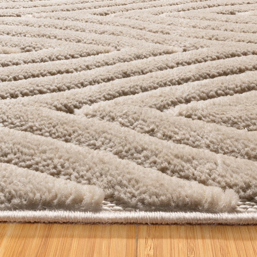Beige Geometric Tufted Rectangular 6' x 9' Synthetic Rug