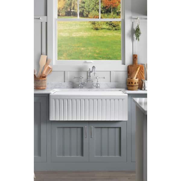 Sutton Place Farmhouse Fireclay 30 in. Single Bowl Kitchen Sink with Grid with Grid and Strainer