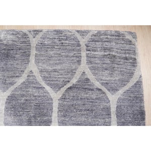 Gray 8 ft. x 10 ft. Hand-Knotted Wool and Bamboo Silk Modern Modern Classic Area Rug