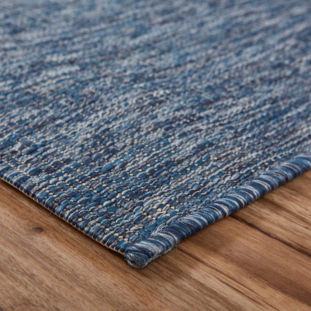 Coastal Charm Gray and Navy 5' x 7' Reversible Indoor/Outdoor Rug