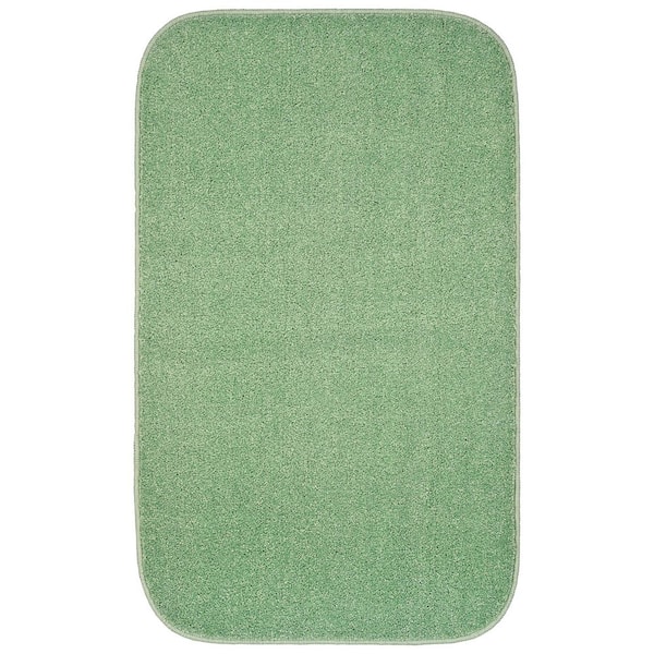 Sedona 24 in. x 40 in. Deep Fern Green Solid Color Plush Polypropylene Rectangle Bath Rug