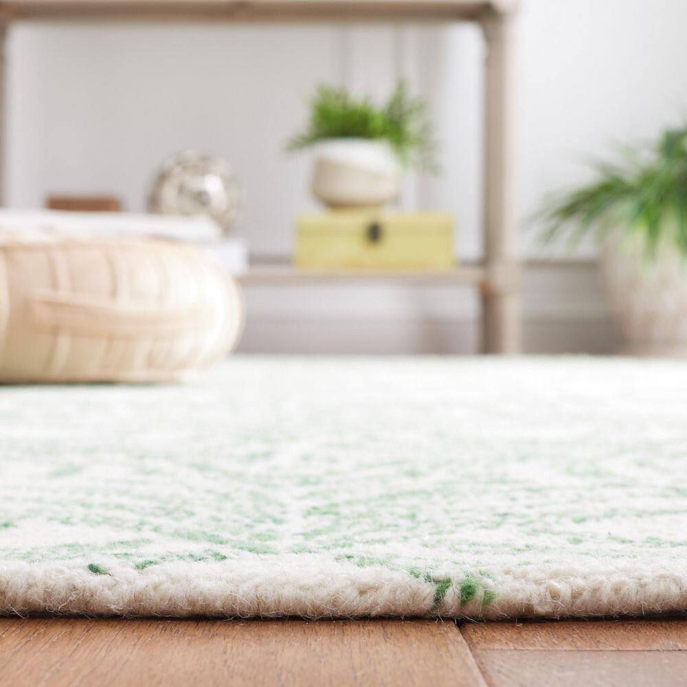 Ivory Floral Elegance Hand-Tufted Wool and Silk Area Rug - 5' x 8'