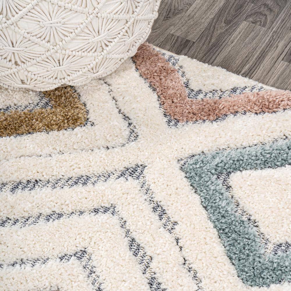 Amira Ivory Diamond High-Low 3' x 5' Synthetic Area Rug