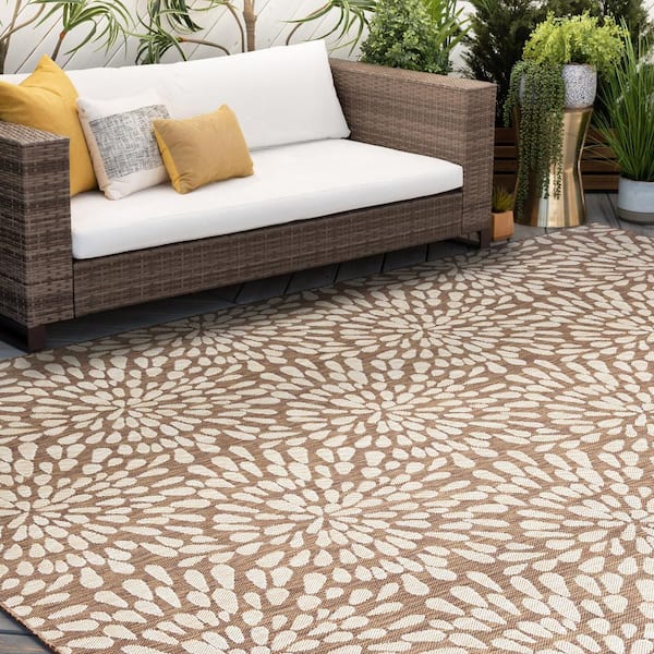 https://images.thdstatic.com/productImages/b759c2b8-5e08-556a-b946-ef8ecaf65693/svn/brown-tayse-rugs-outdoor-rugs-eco1903-4x6-44_600.jpg