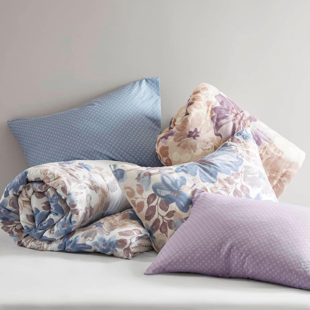 Twin Blue Microfiber Floral Bed in a Bag Set