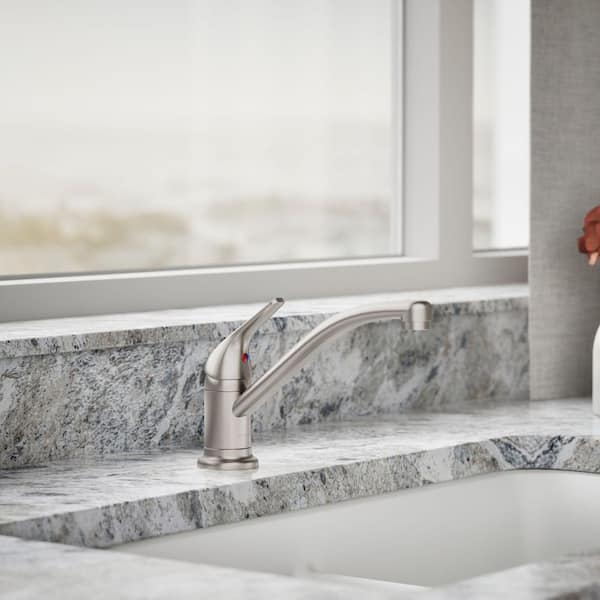 Jolt Single-Handle Standard Kitchen Faucet in Vibrant Stainless