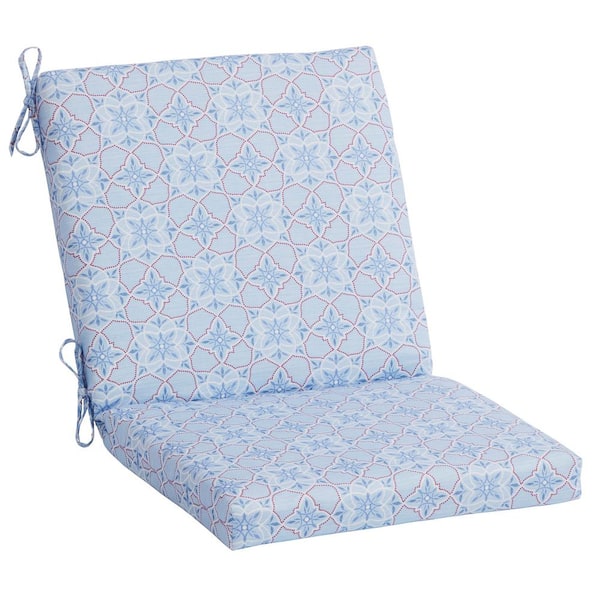 20 in. W x 17 in. D Universal Outdoor Mid Back Dining Chair Outdoor Cushion in Star Medallion