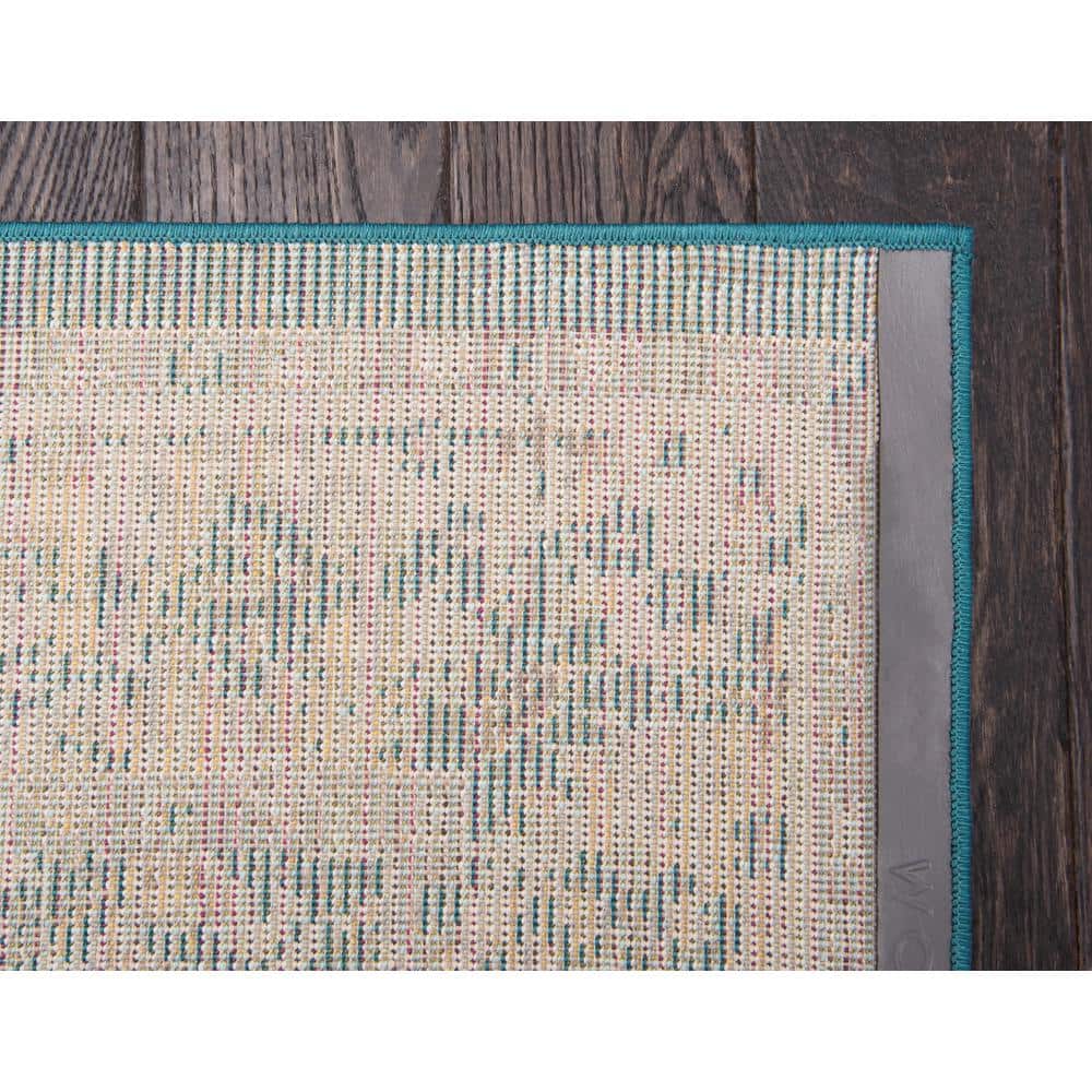 Turquoise Floral 8x8 Square Synthetic Rug for Indoor Elegance