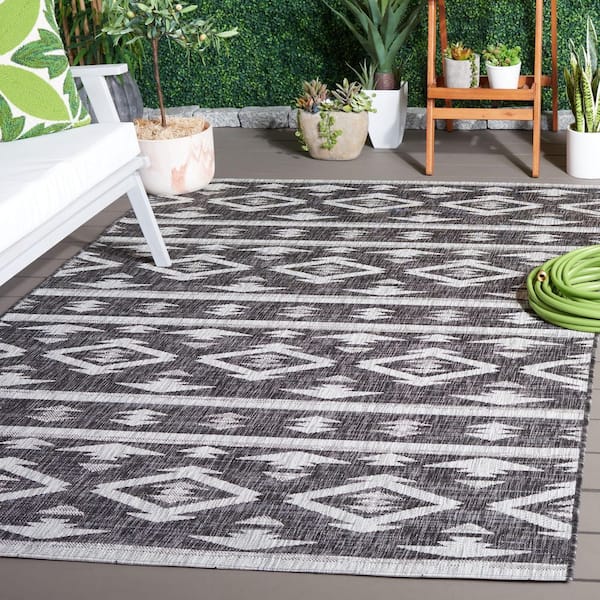 Courtyard Black/Gray 4 ft. x 4 ft. Geometric Striped Diamond Indoor/Outdoor Square Area Rug