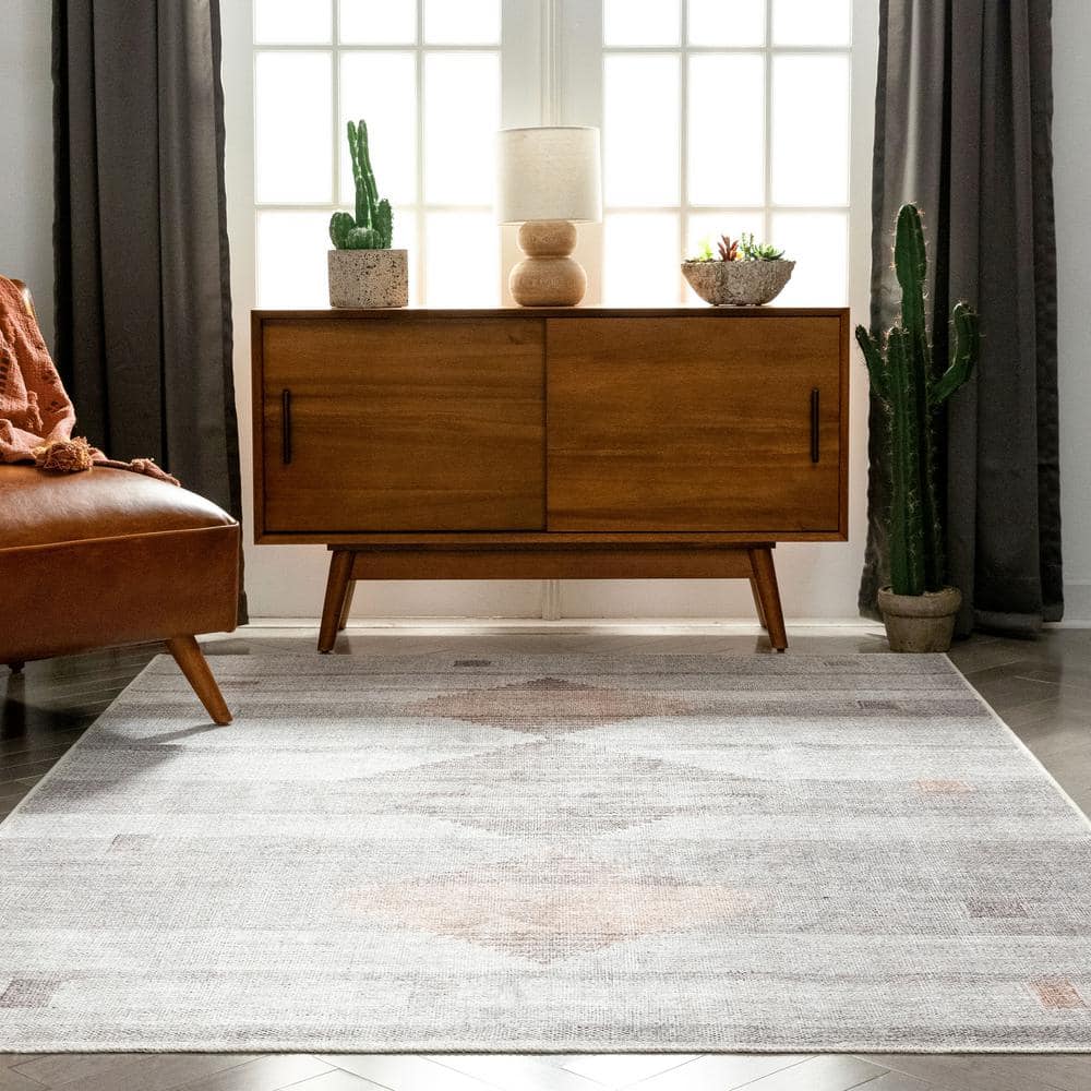 Gray Chenille 5' x 7' Stain-Resistant Washable Rug
