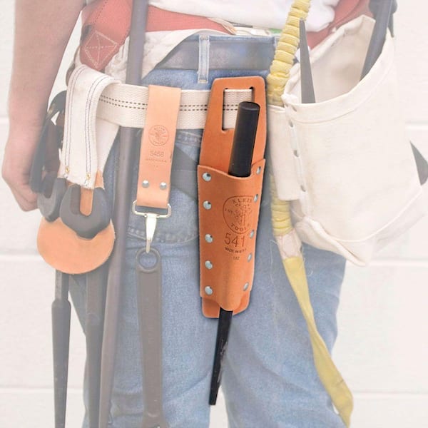 Leather Bull-Pin Holder- Slotted Connection